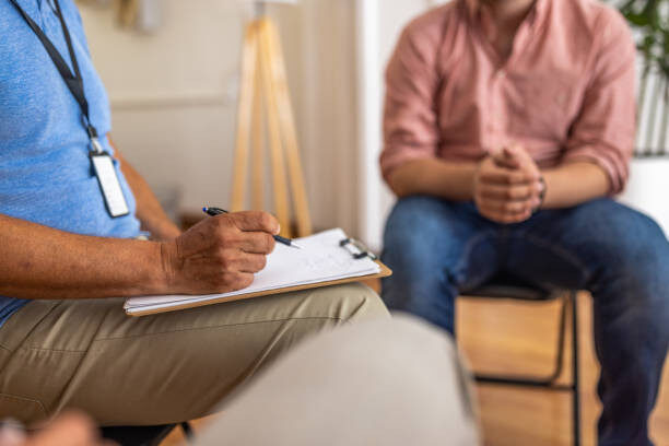 لكن، هل يمكن علاج جميع أنواع الرهاب الاجتماعي؟
